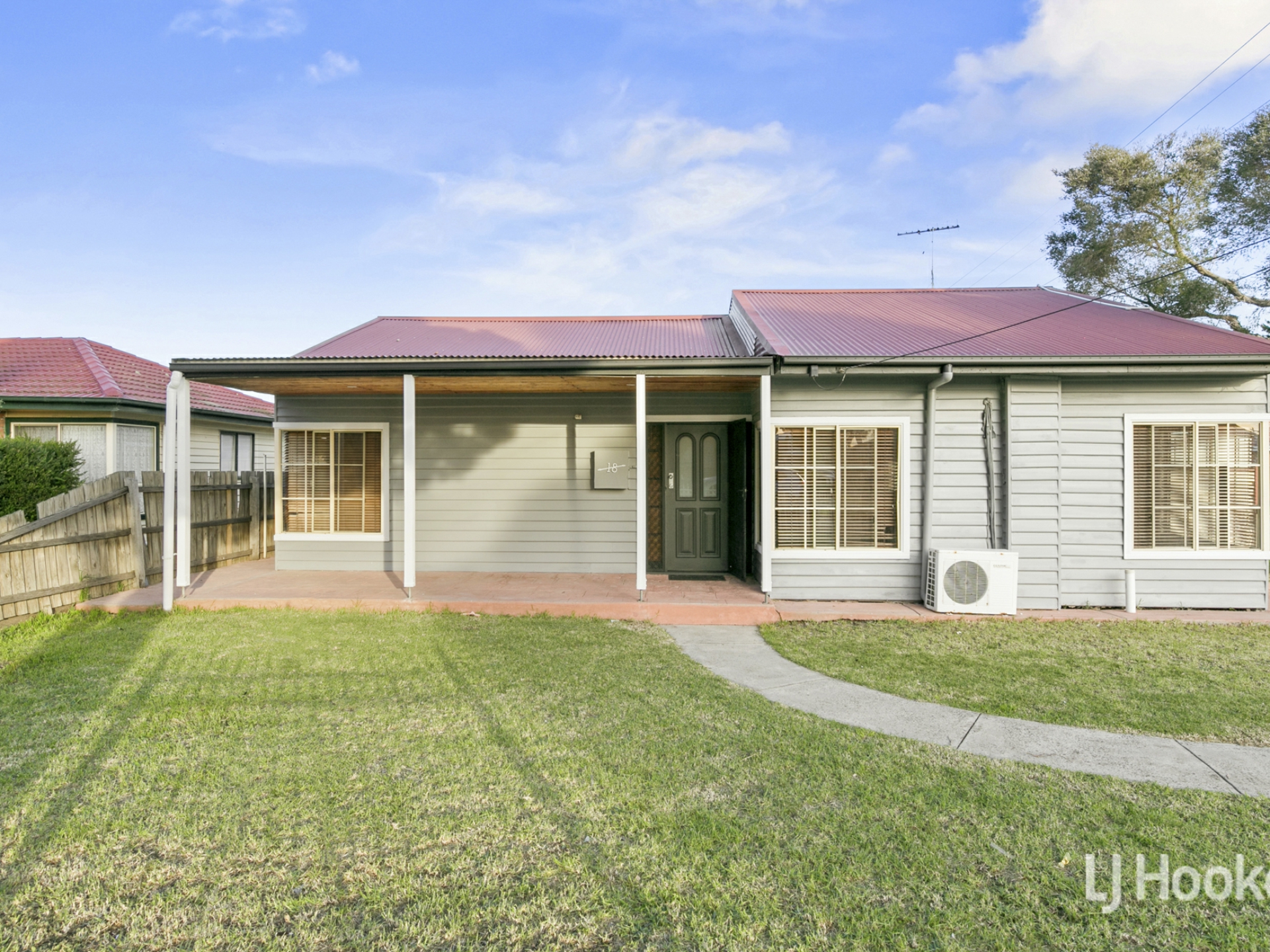 18 Hatherley Grove, ALTONA NORTH