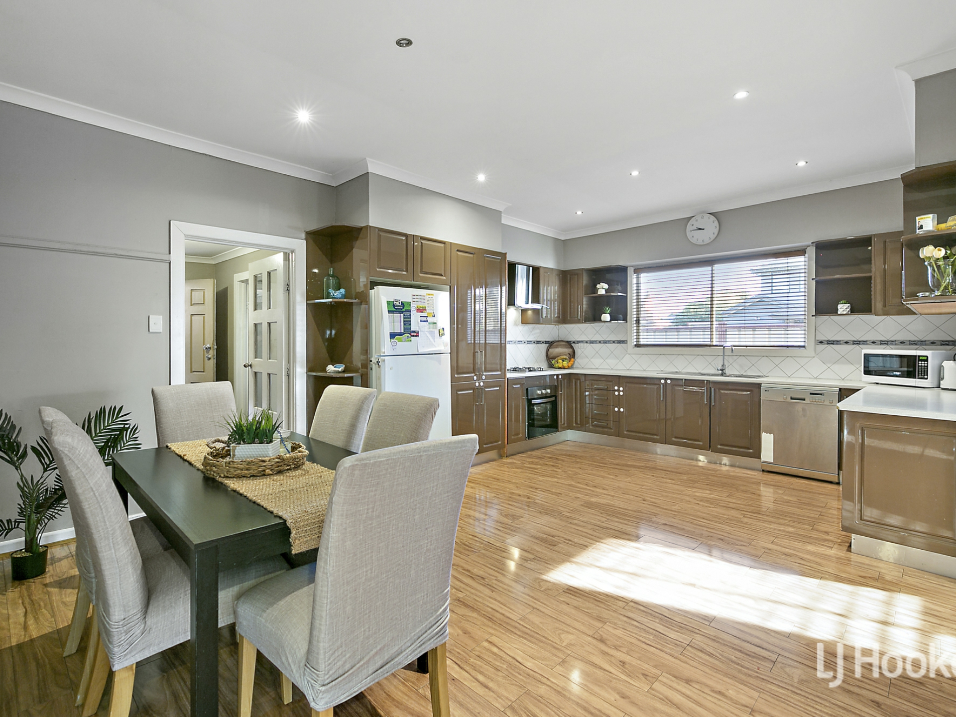 18 Hatherley Grove, ALTONA NORTH
