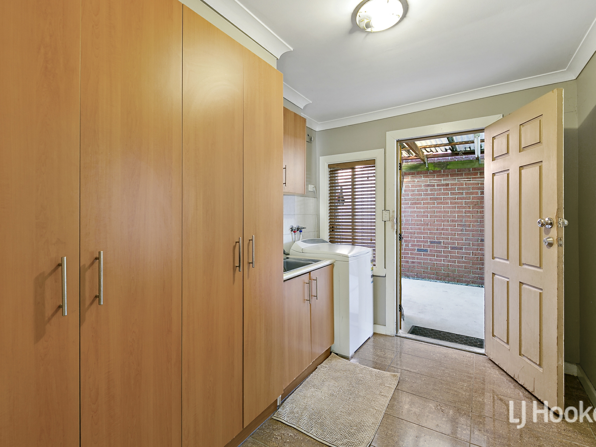18 Hatherley Grove, ALTONA NORTH