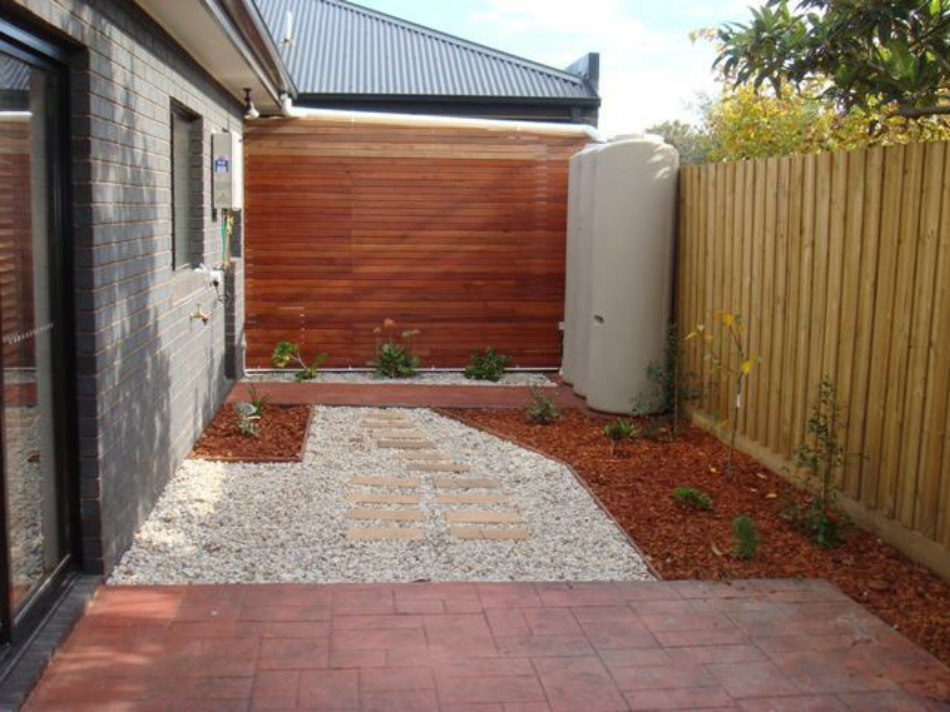 2/73 Hansen Street, ALTONA NORTH
