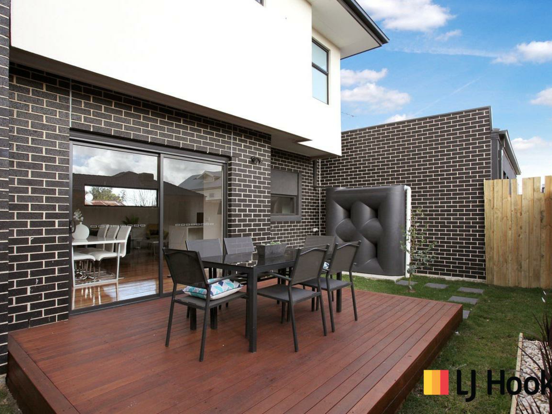 2/21 Mahon Avenue, ALTONA NORTH