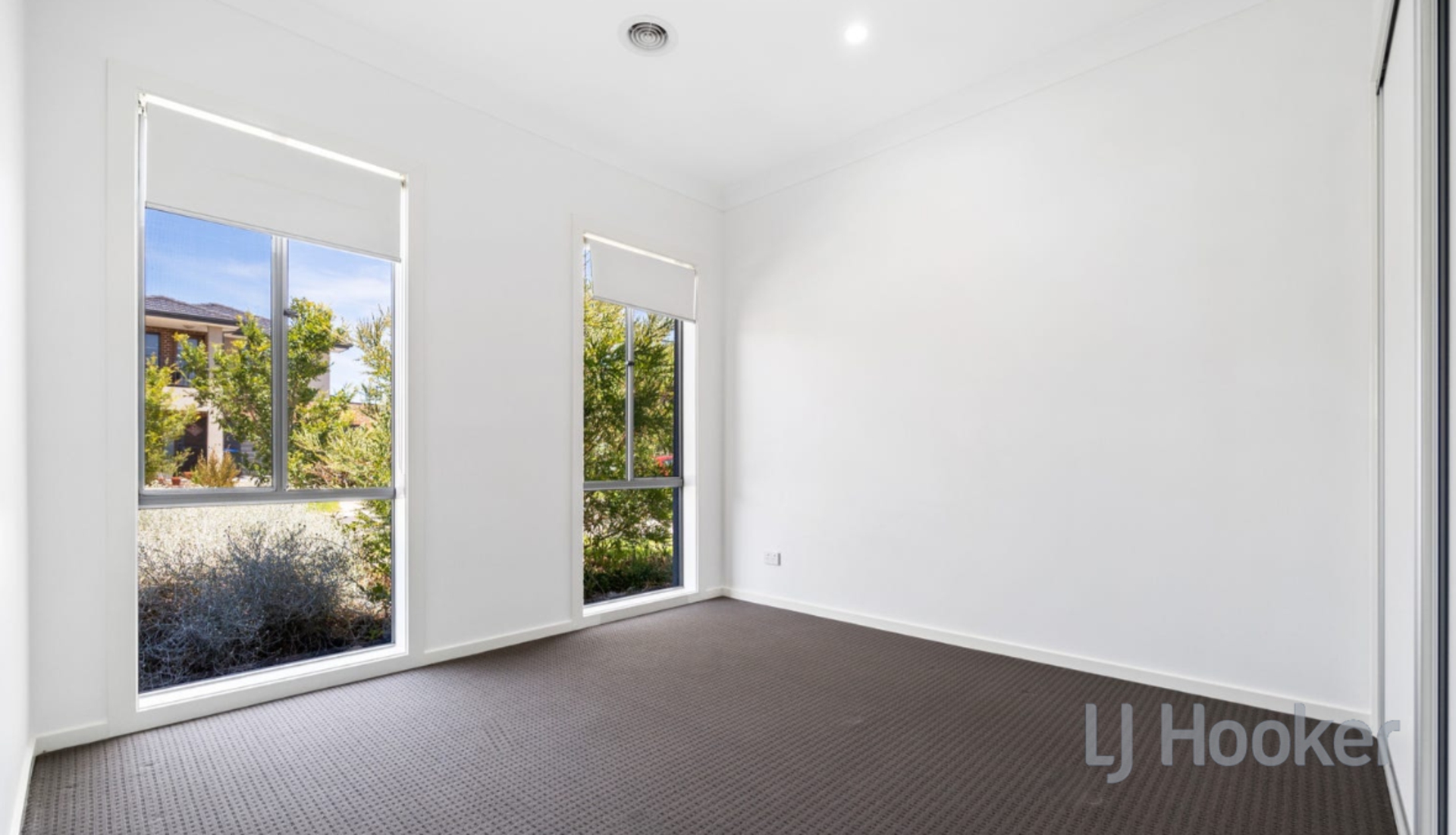 9 Postema Drive, POINT COOK
