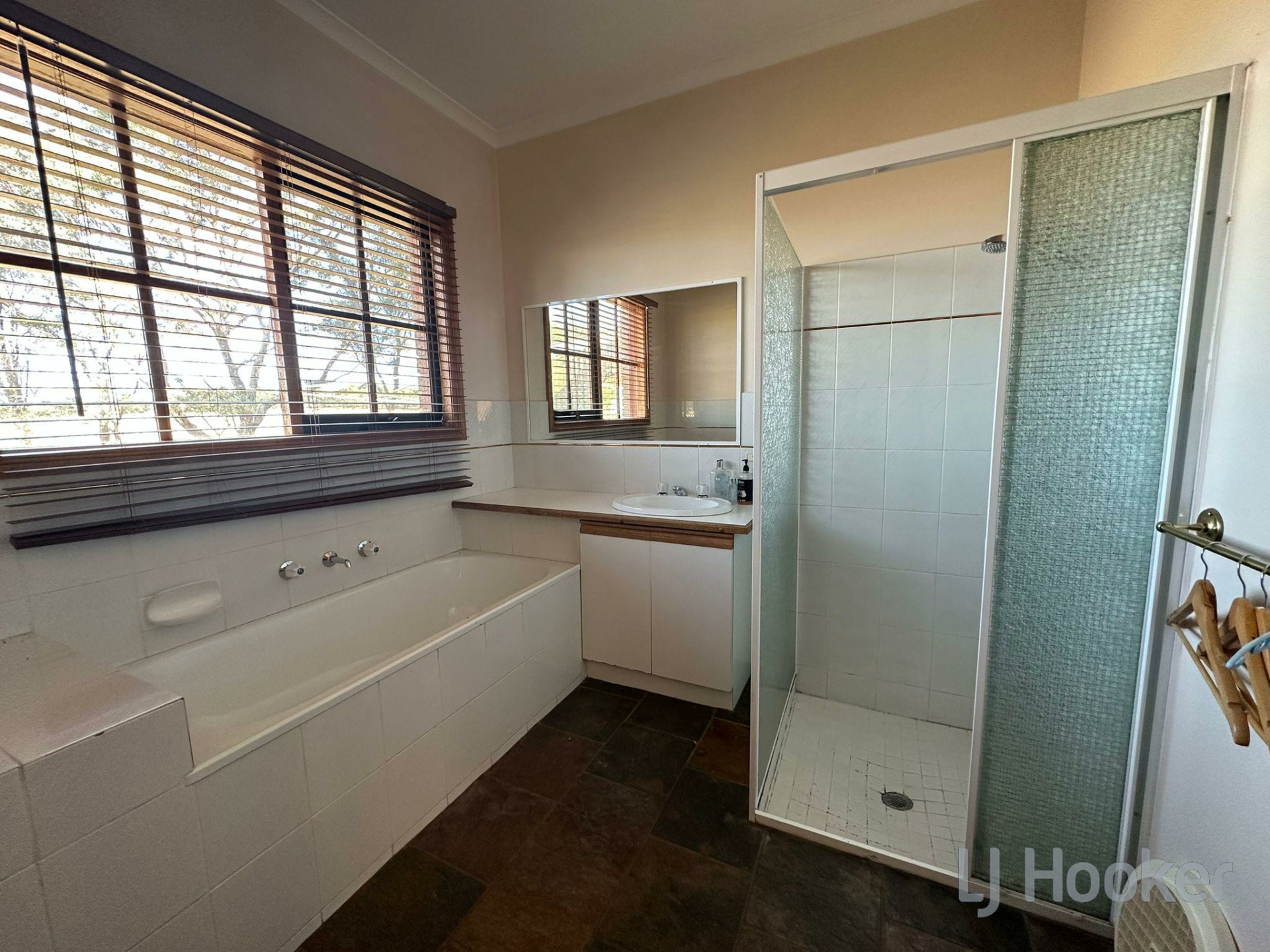 206 Mcgeorge Road, GISBORNE