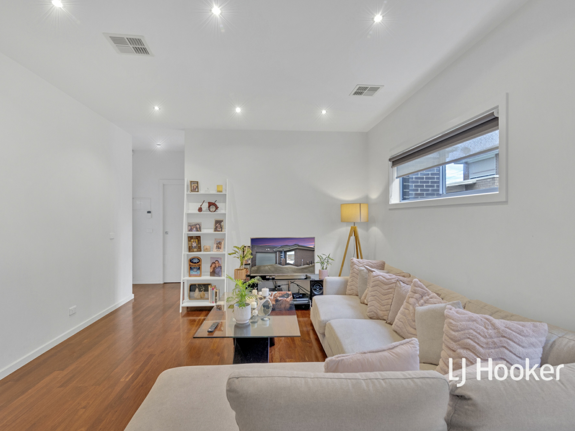 2/69 Seventh Avenue, ALTONA NORTH