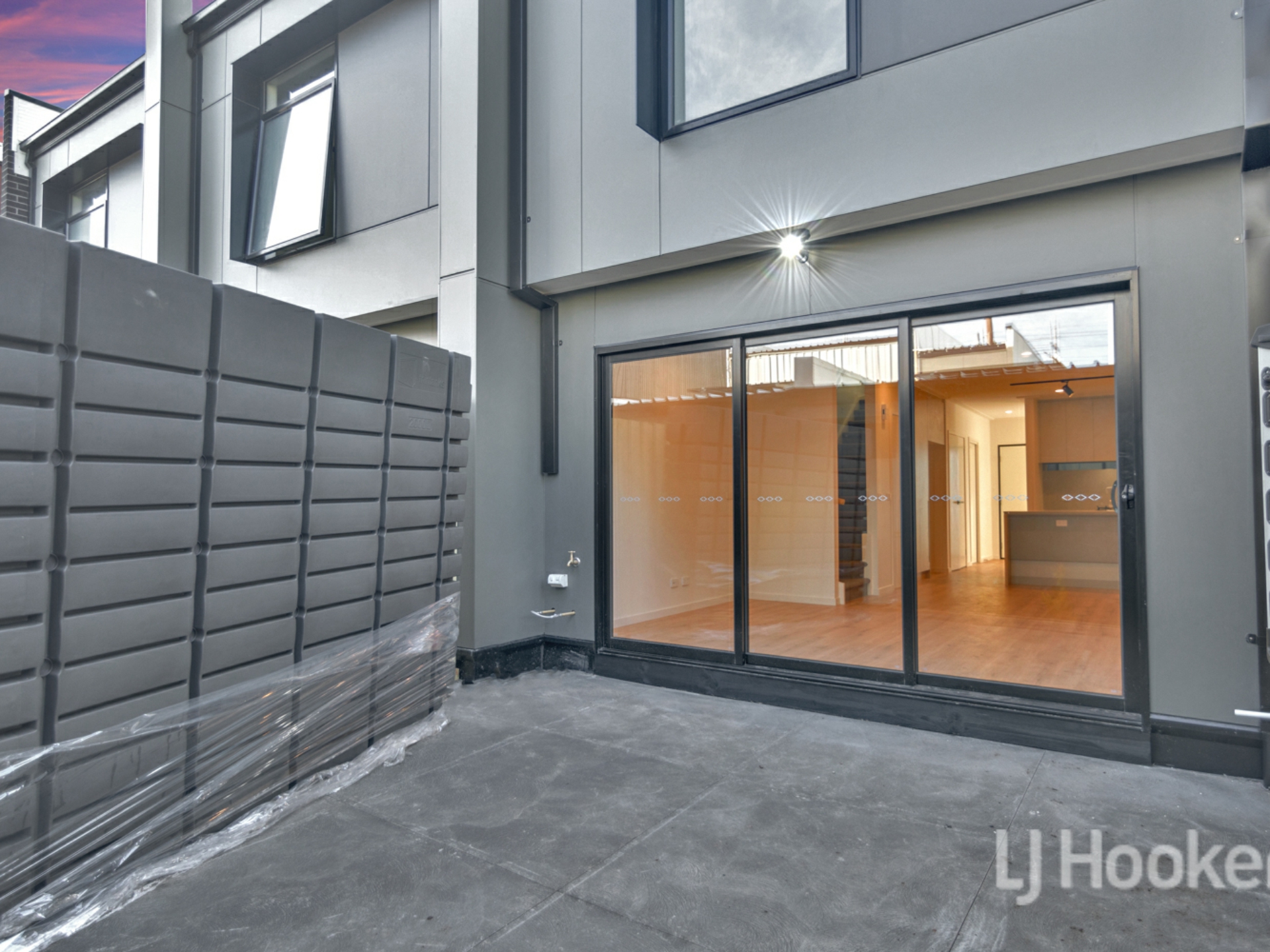 35 Phoenix Road, ALTONA NORTH