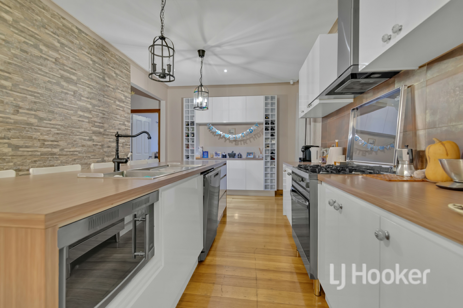 2 Houston Court, BROOKLYN