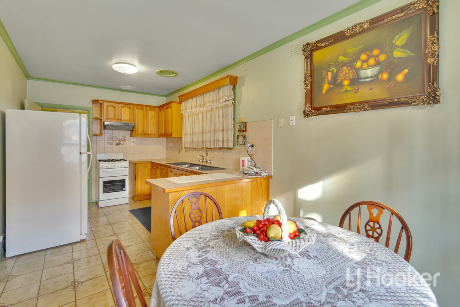 9 Houston Court, BROOKLYN