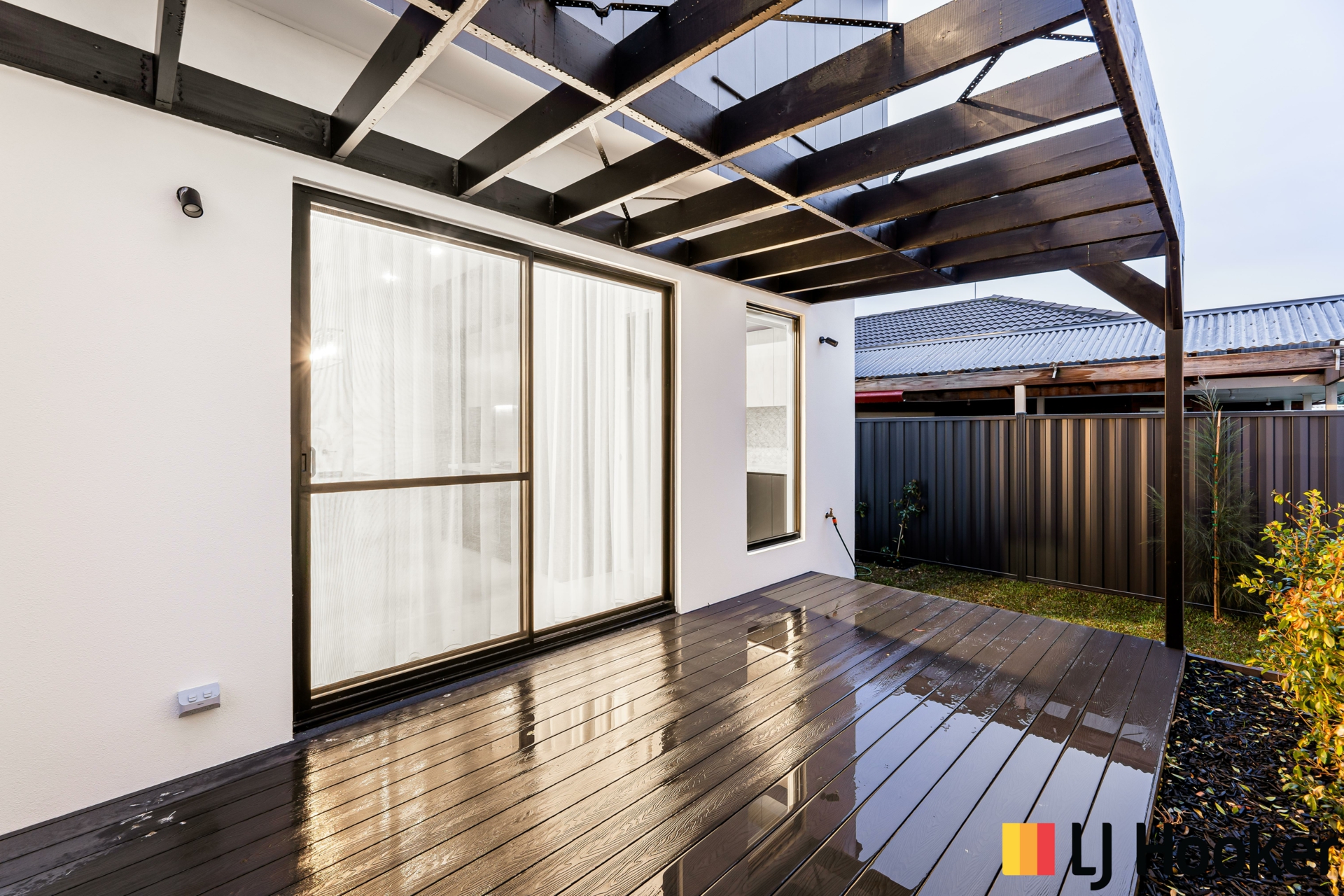 2/6 Hendren Avenue, ALTONA NORTH