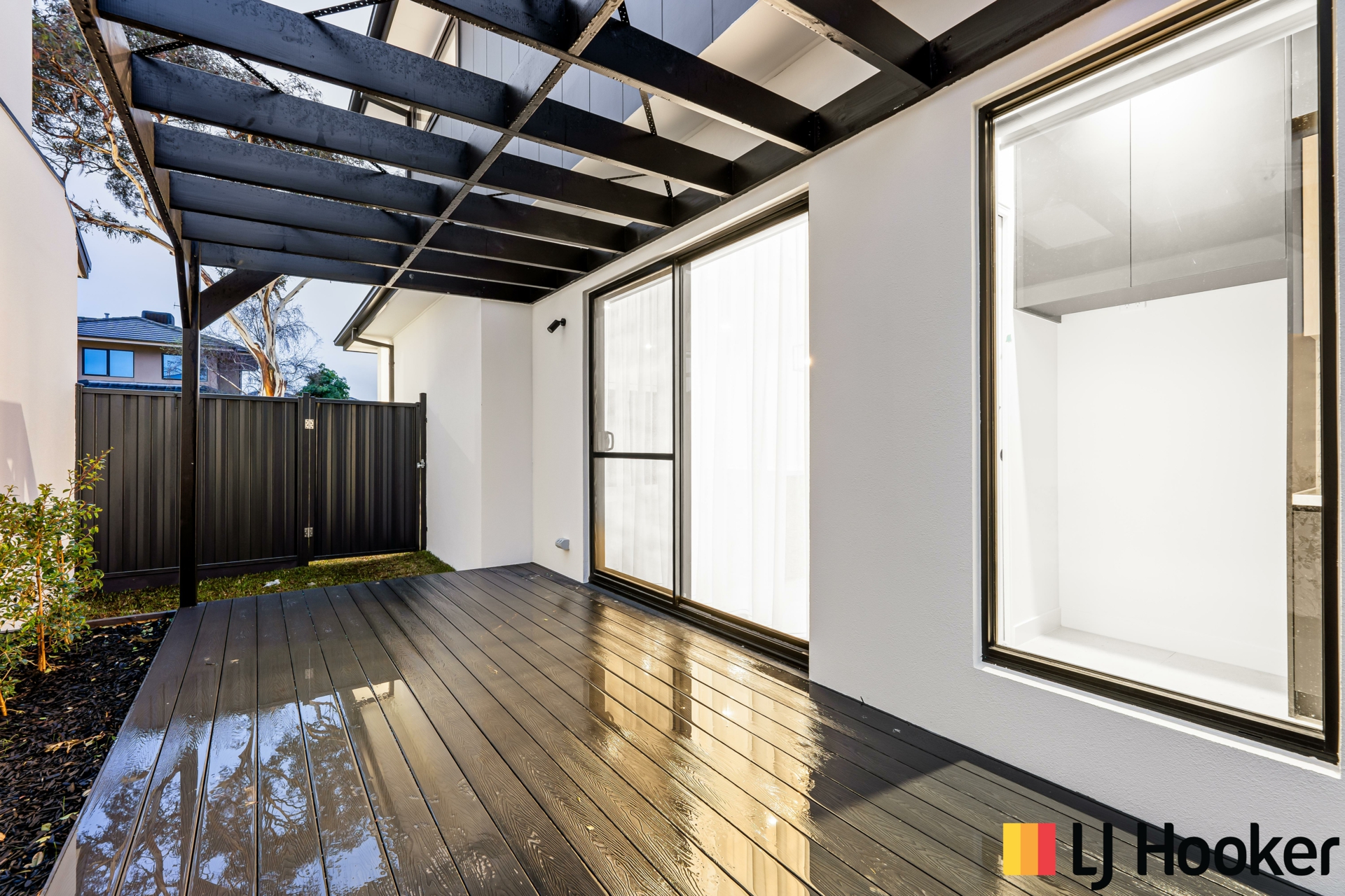 2/6 Hendren Avenue, ALTONA NORTH