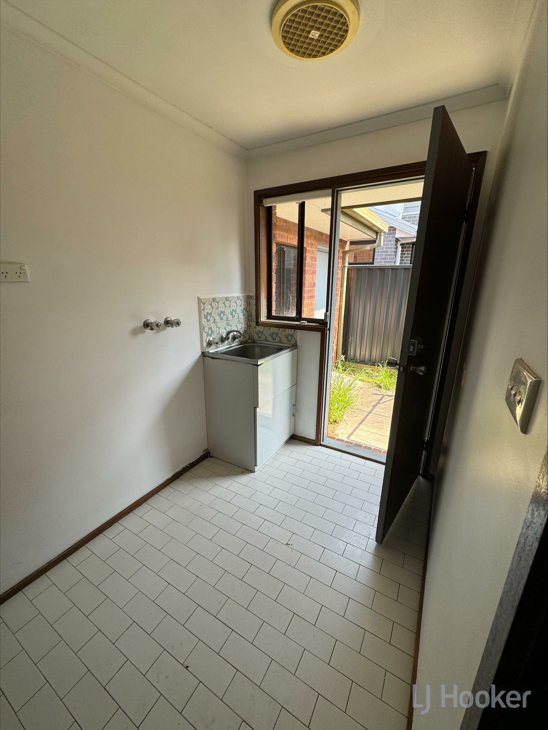 1/4 Rankin Street, ALTONA
