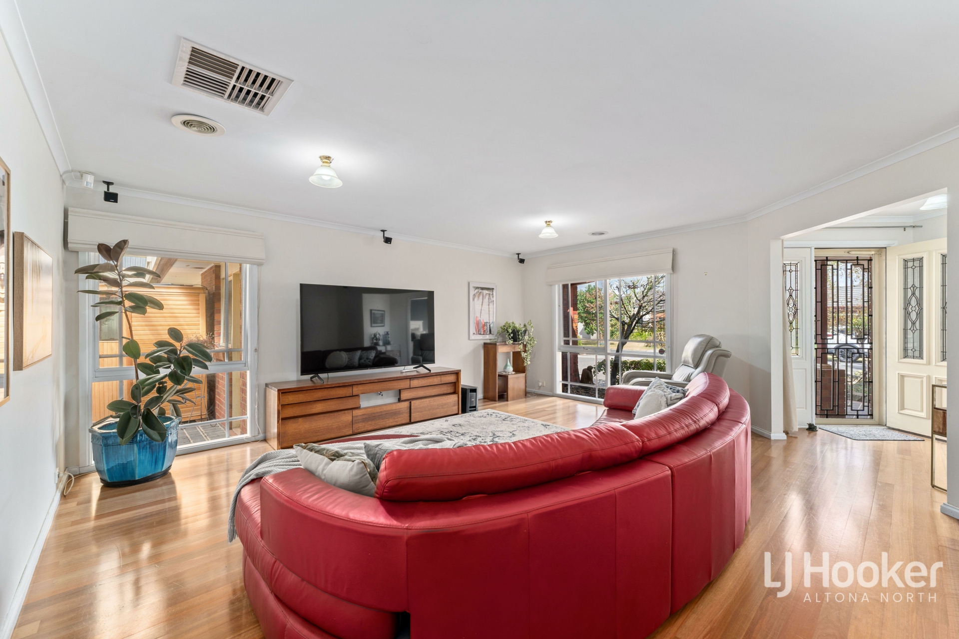 16 Davern Court, WERRIBEE