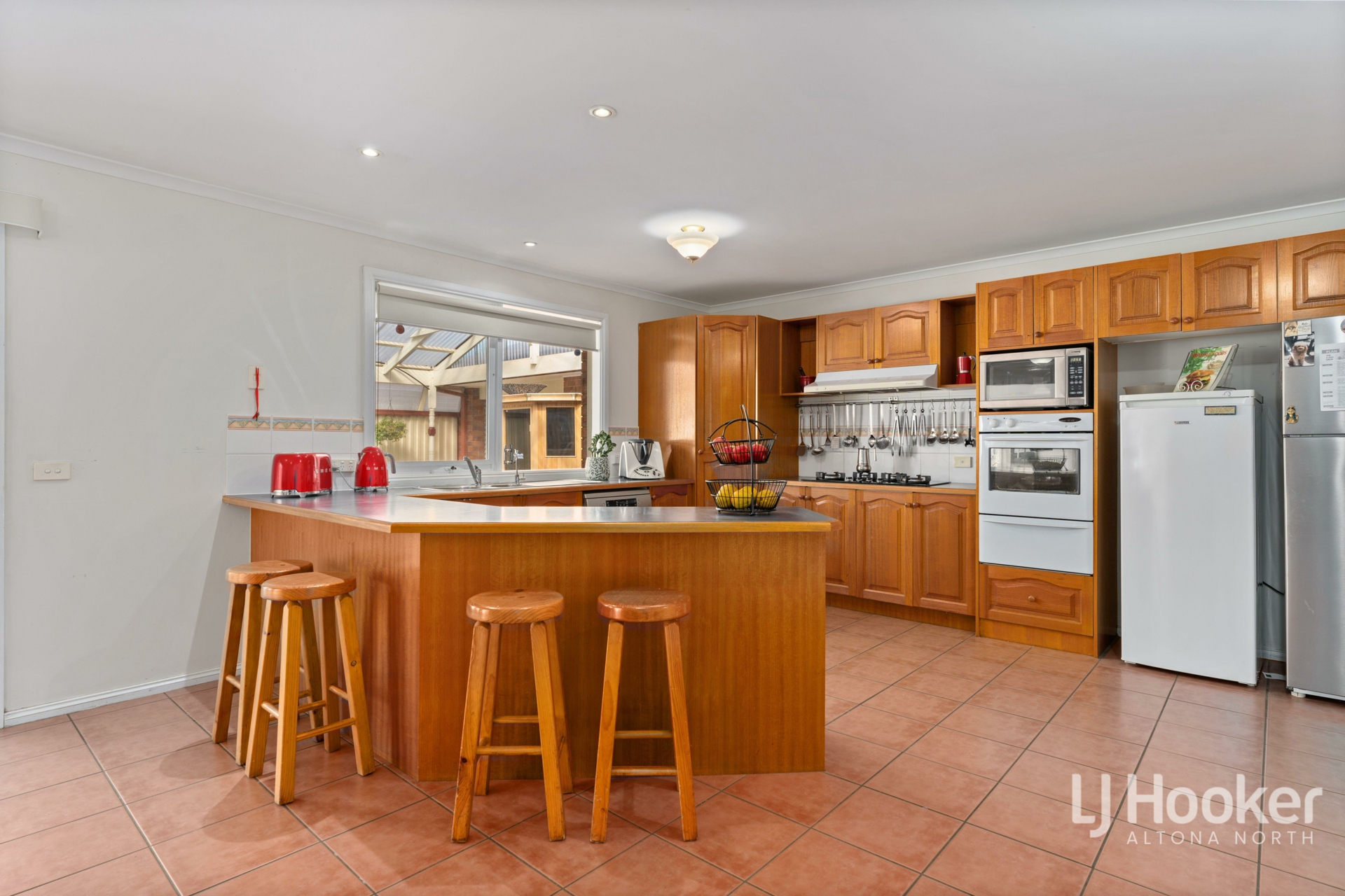 16 Davern Court, WERRIBEE