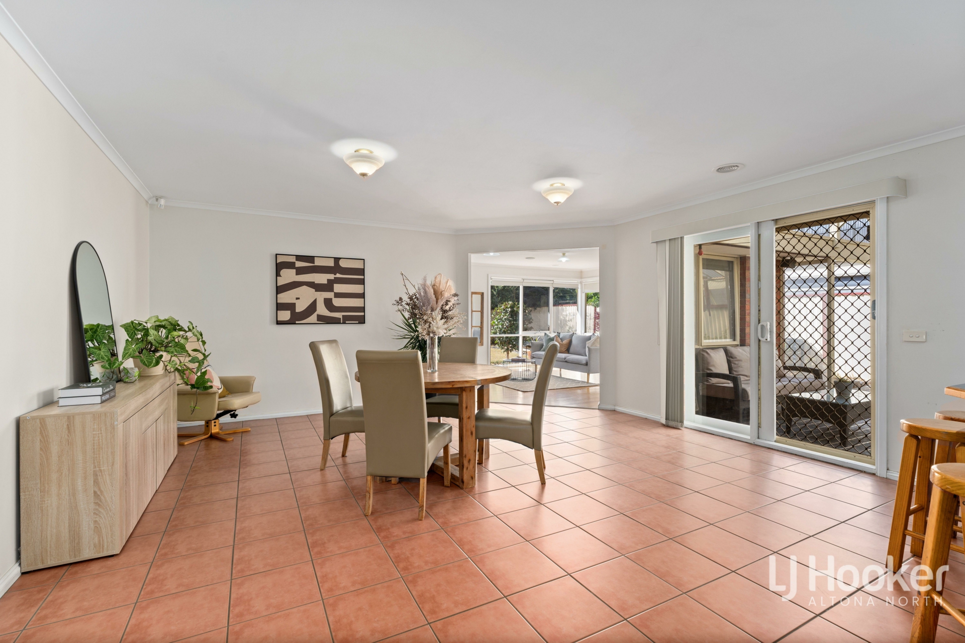 16 Davern Court, WERRIBEE