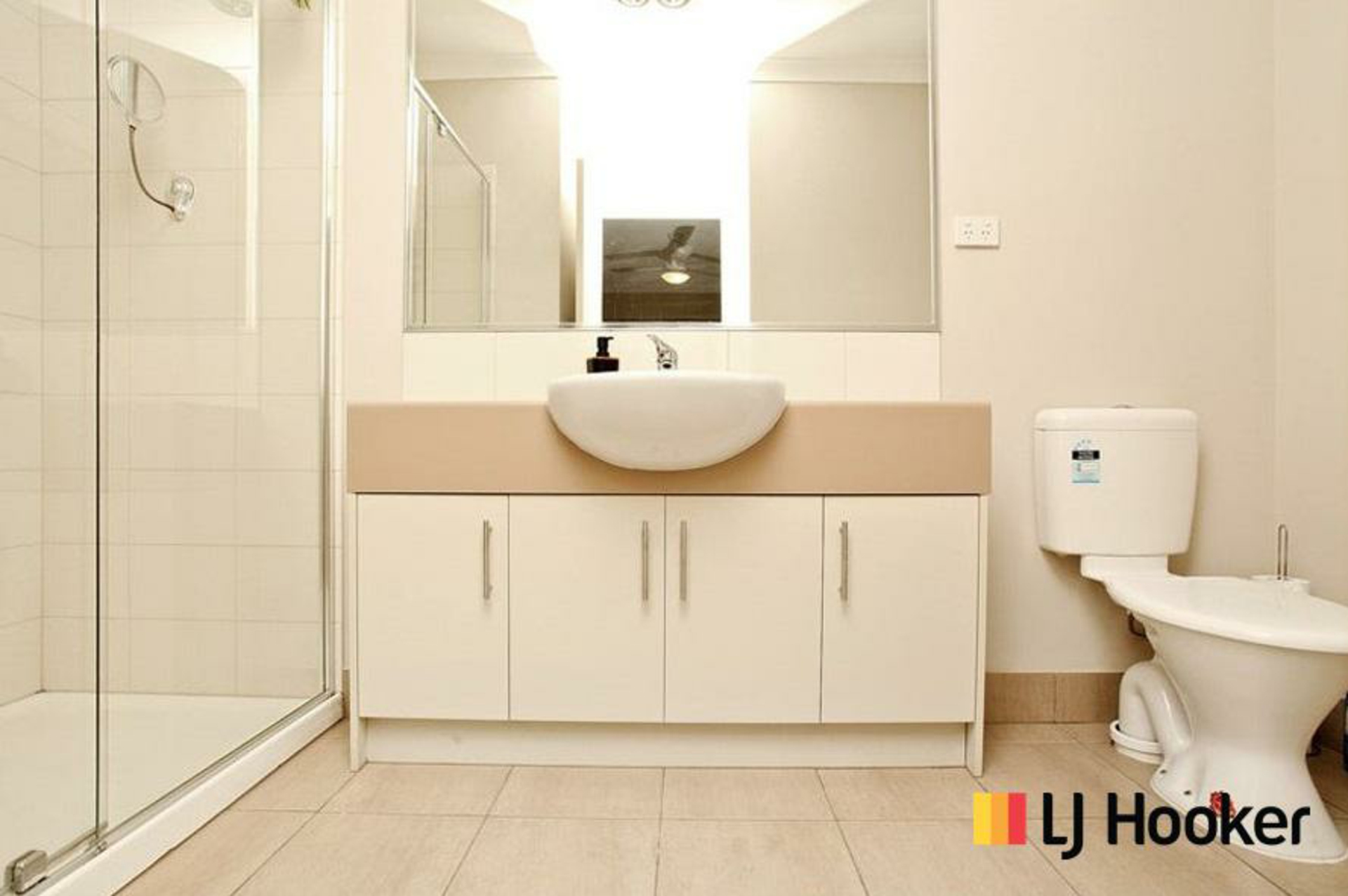 1/6 Lynch Road, BROOKLYN