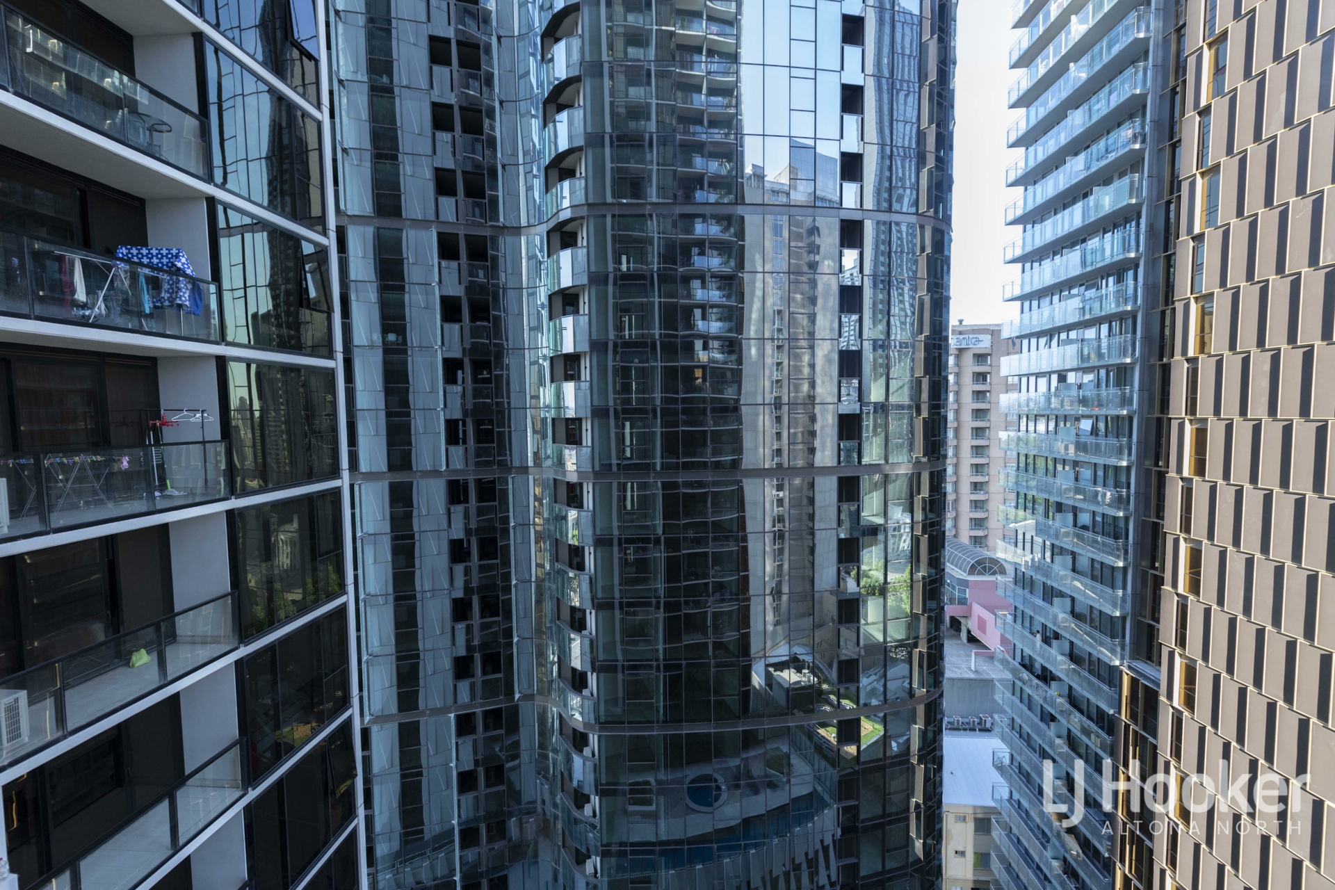1415/33 Mackenzie Street, MELBOURNE