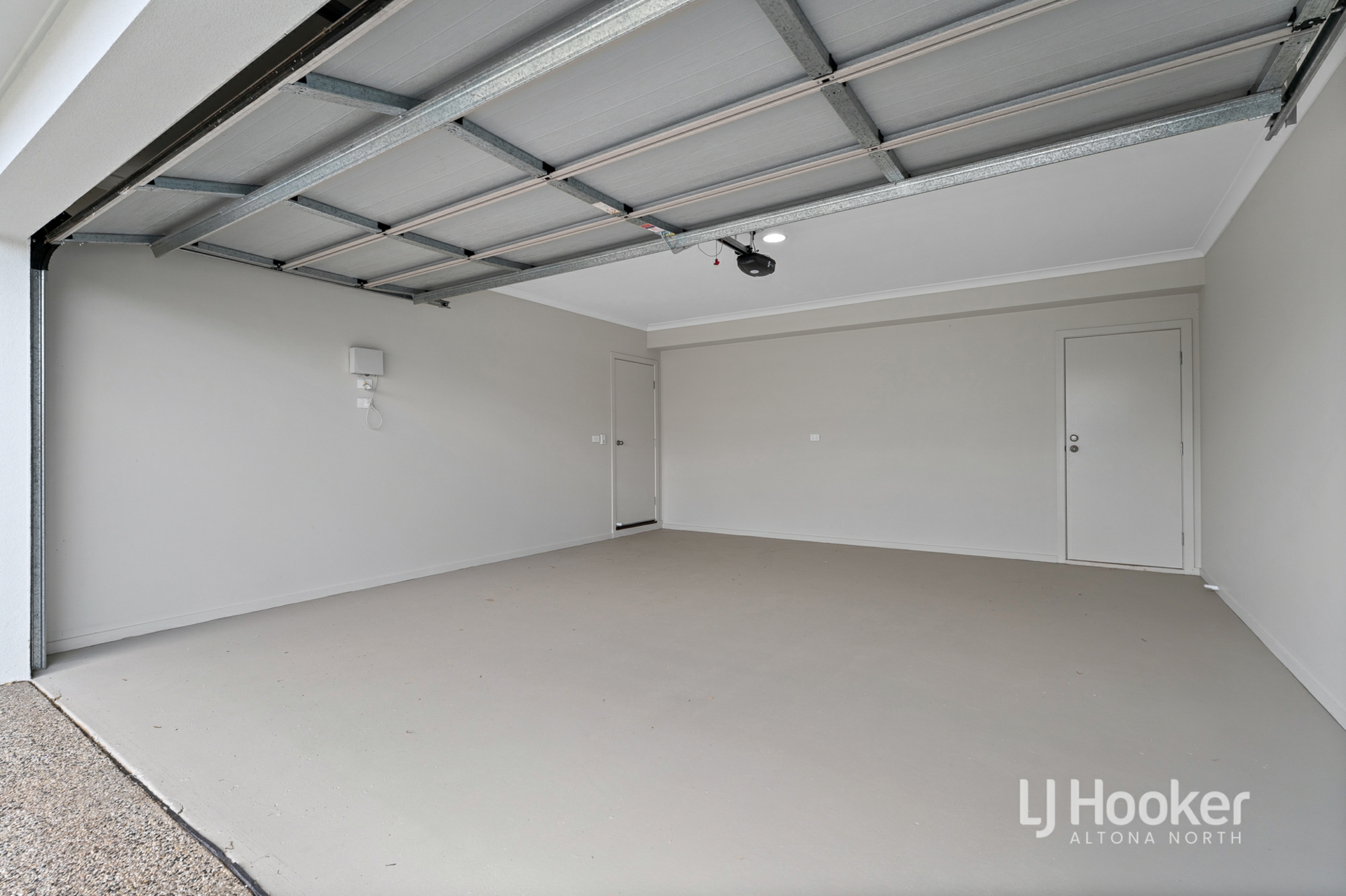 13 Myrrnong Street, AINTREE