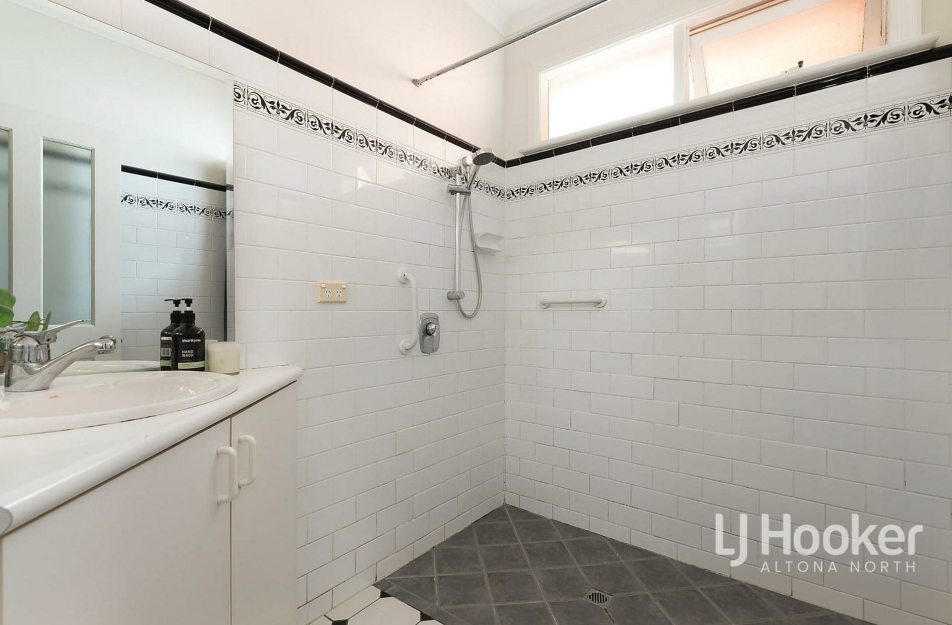 120 Eglinton Street, MOONEE PONDS