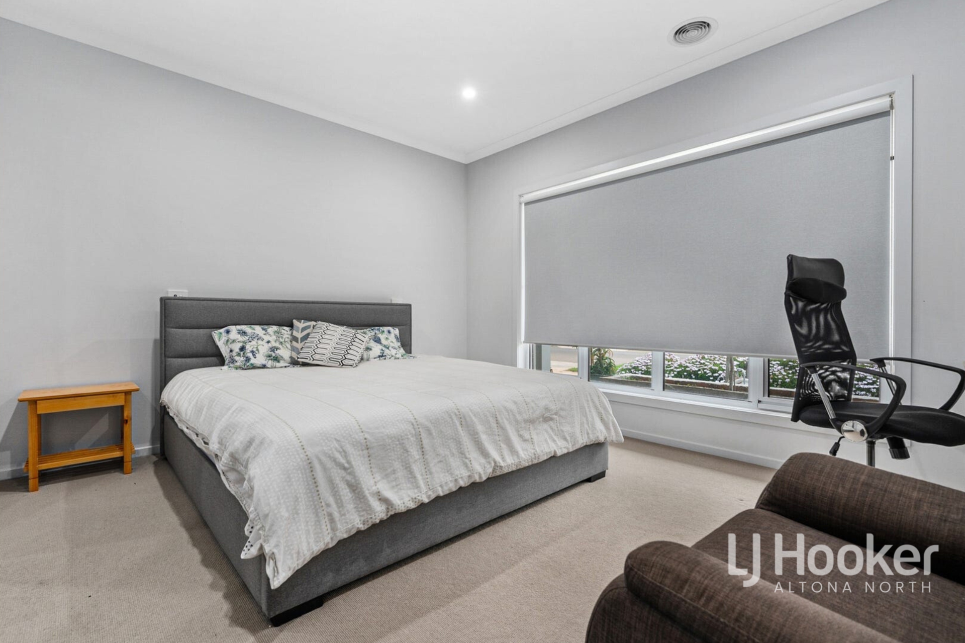 8 Ness Street, THORNHILL PARK