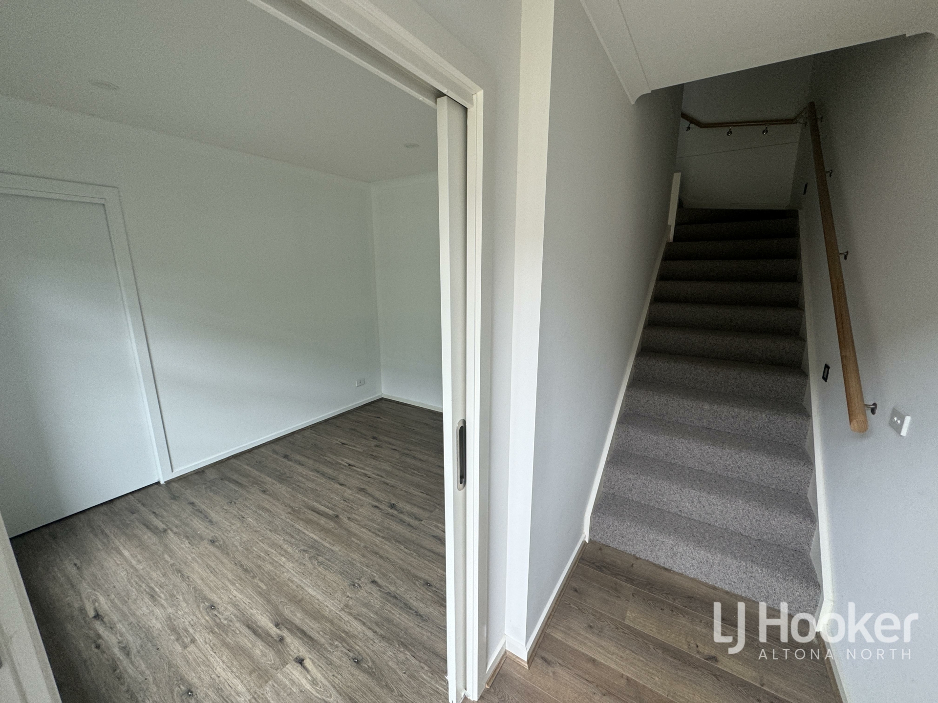 25 Deakin Avenue, ALTONA NORTH