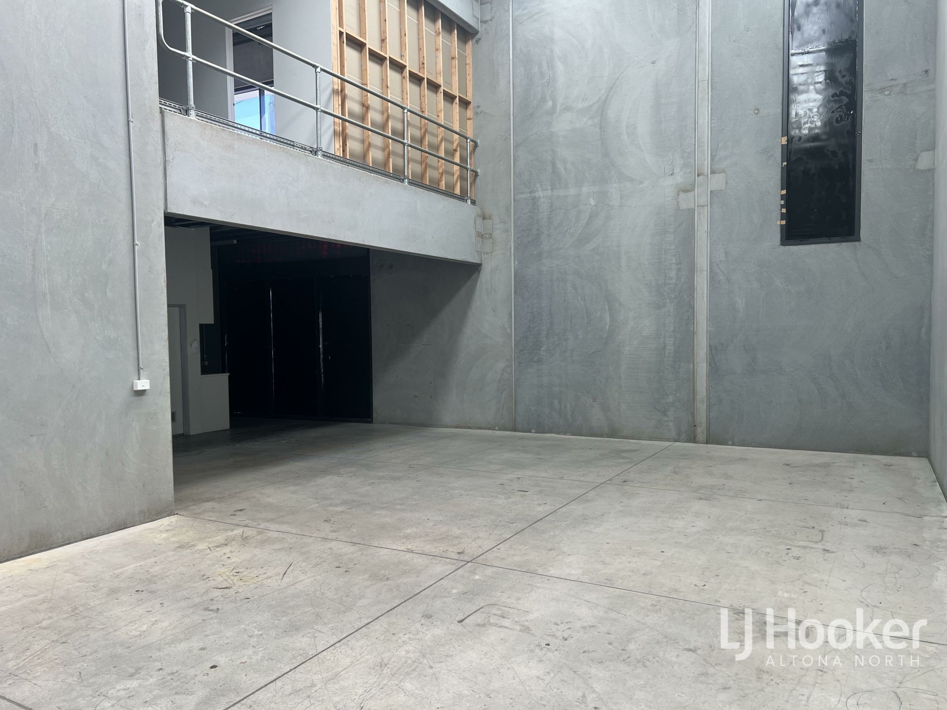 2/1 Millers Road, BROOKLYN
