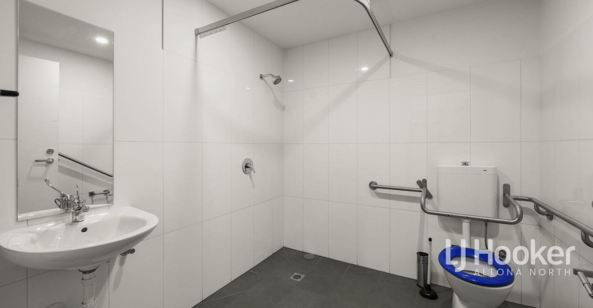 2/1 Millers Road, BROOKLYN