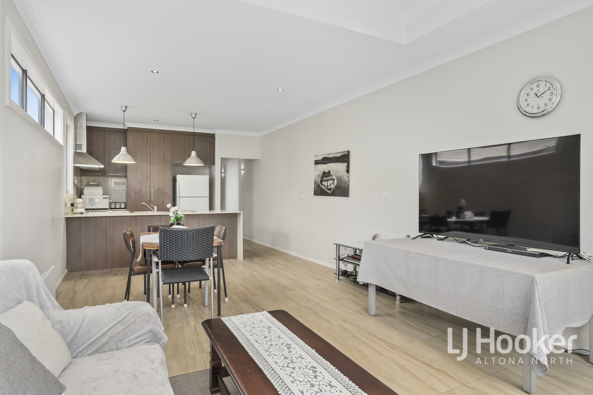 2/1 Edward Avenue, ALTONA NORTH