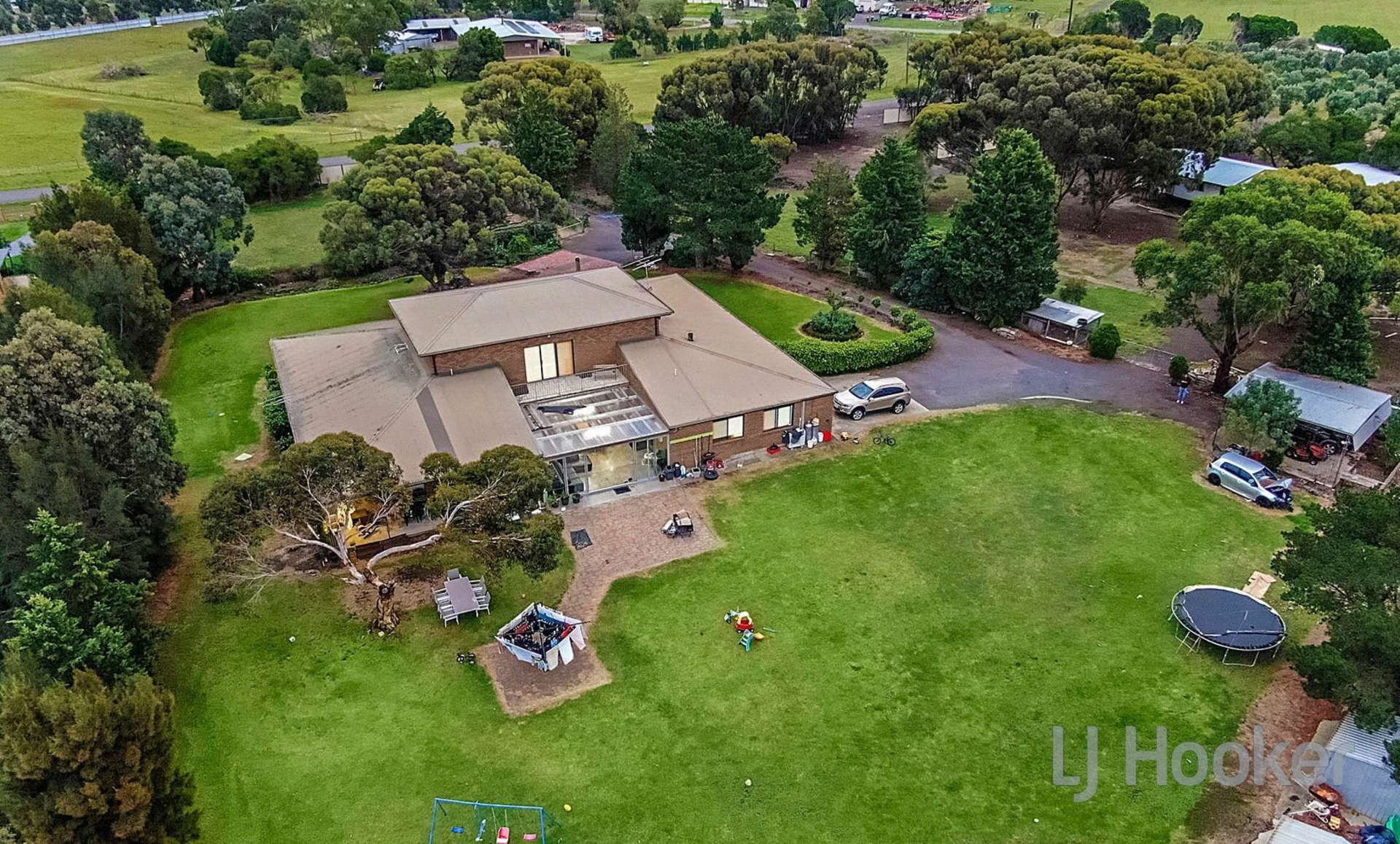 30 Orlando Grove, AVALON