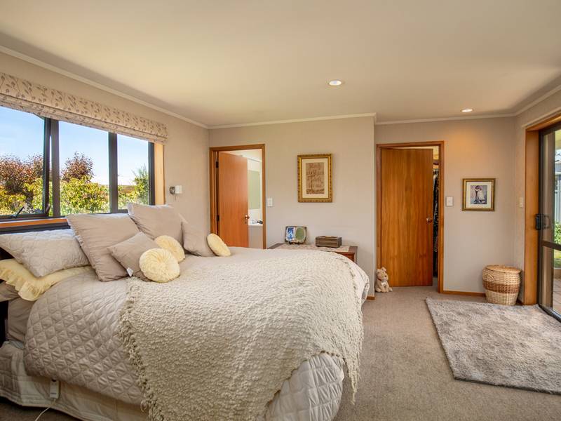 77 Hazlett Street, CLYDE