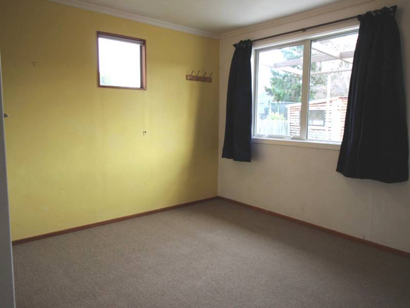 12 Waldron Place, CLYDE