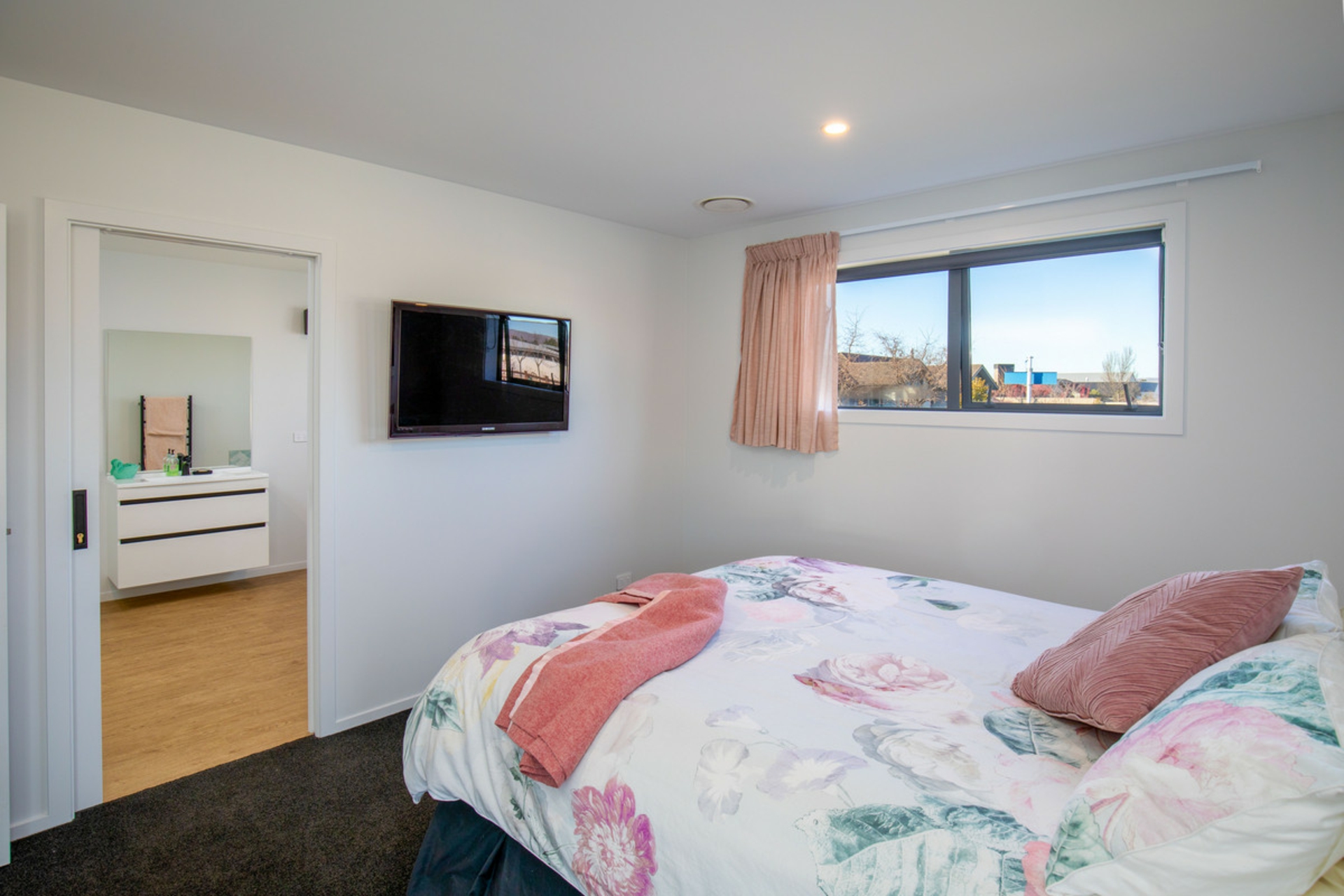12 Annan Street, CLYDE