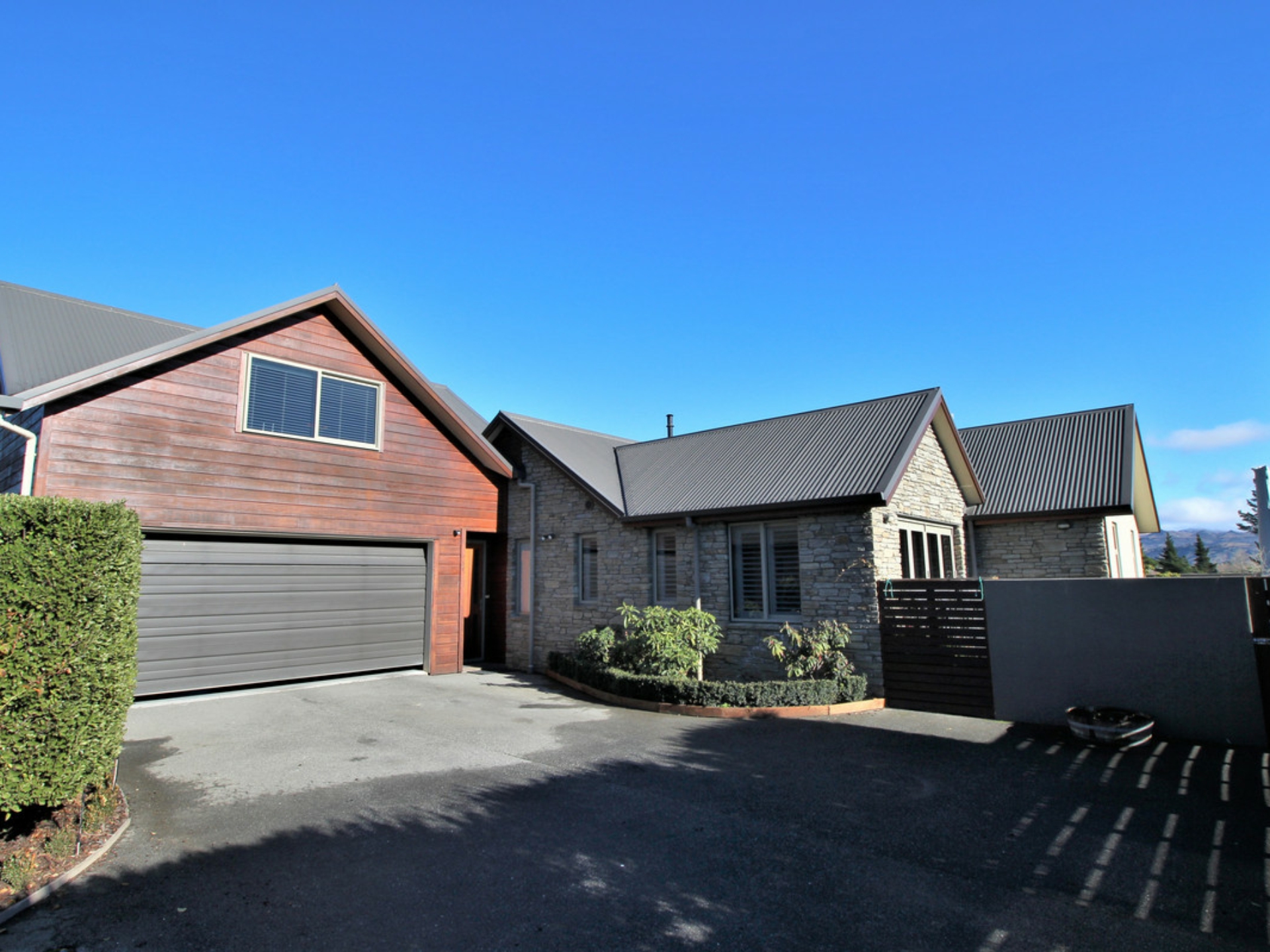 33F Larch Crescent Alexandra - Property Details - LJ Hooker