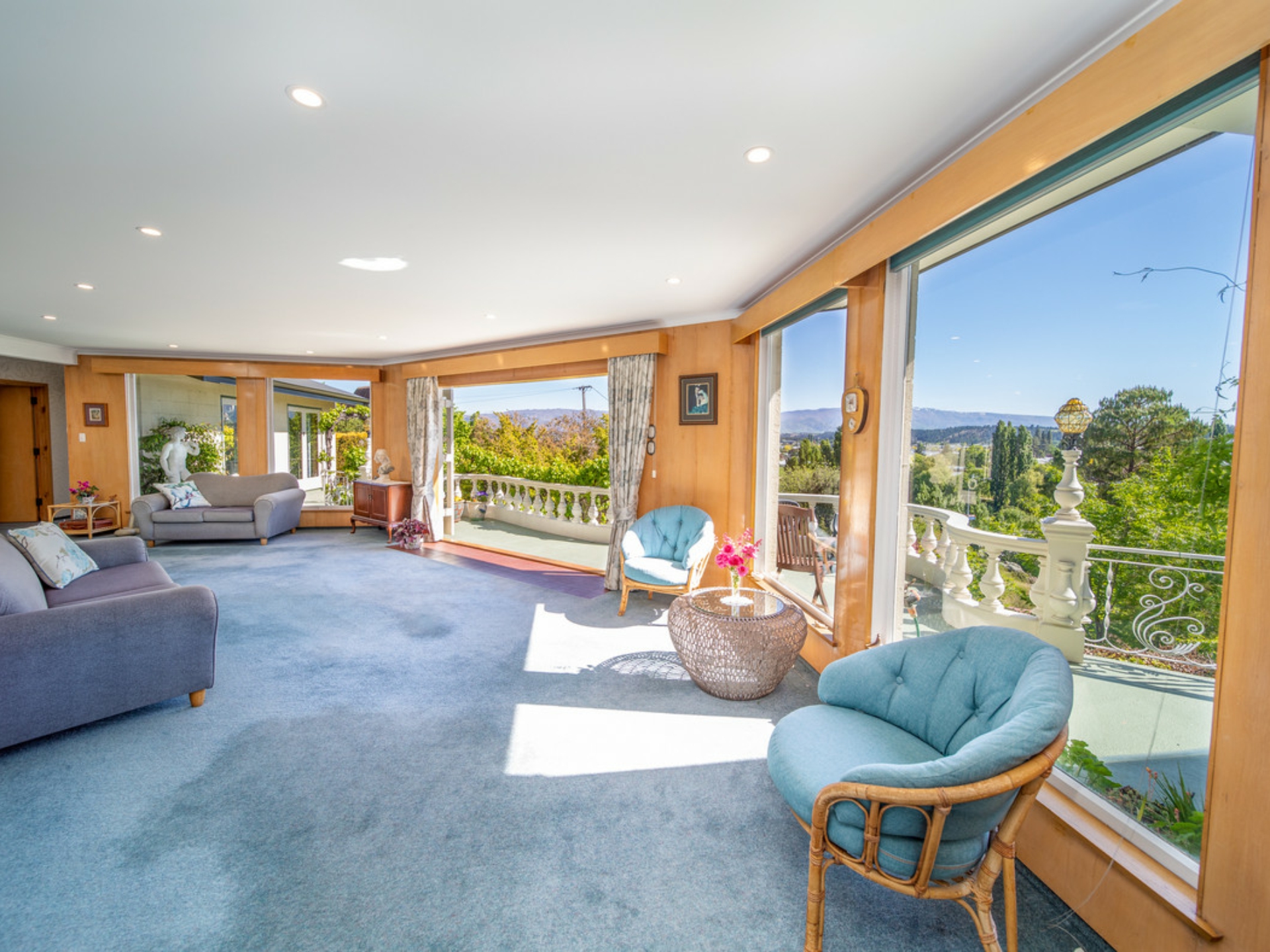 10-12 Old Bridge Road, ALEXANDRA