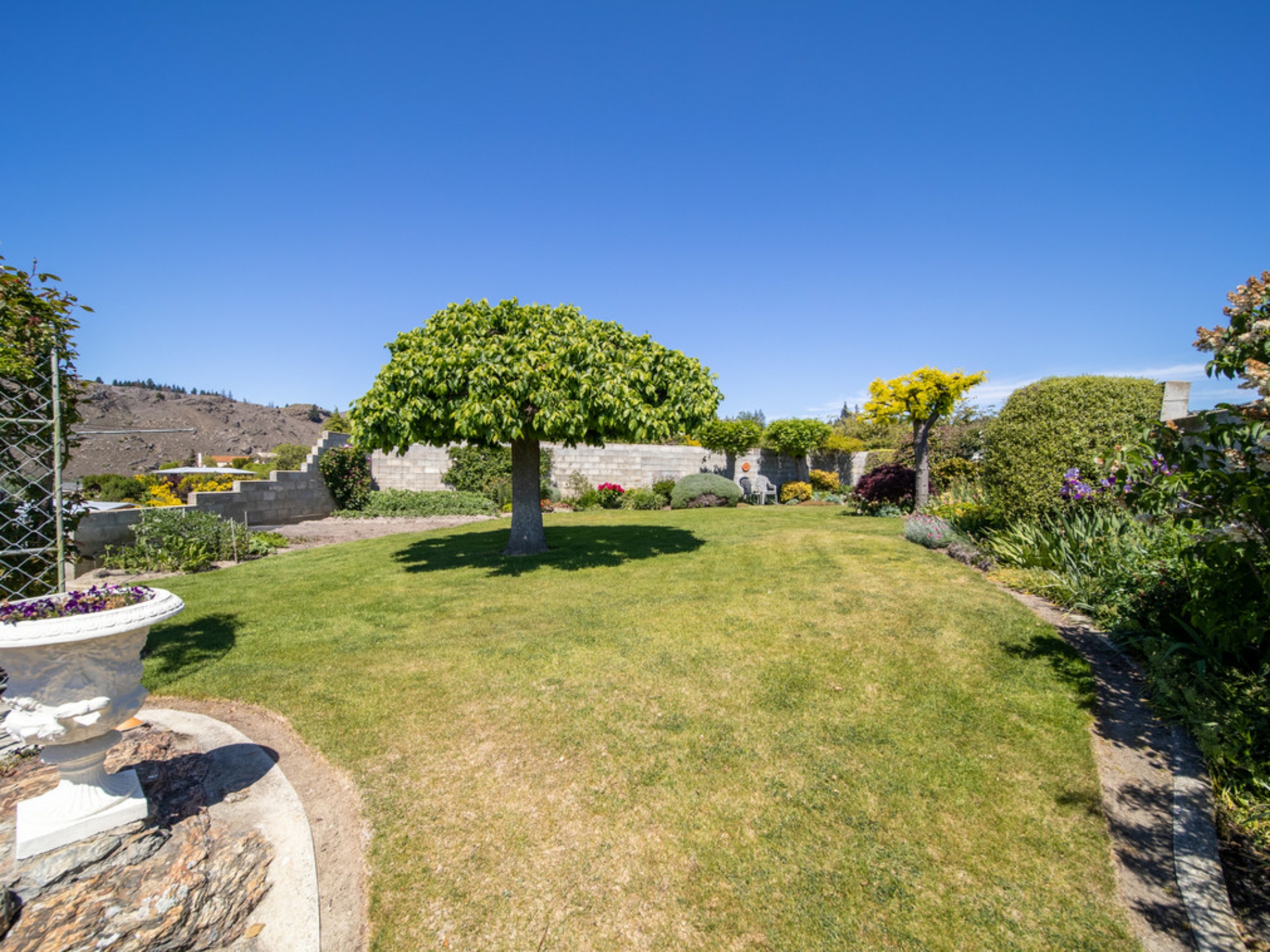 10-12 Old Bridge Road, ALEXANDRA