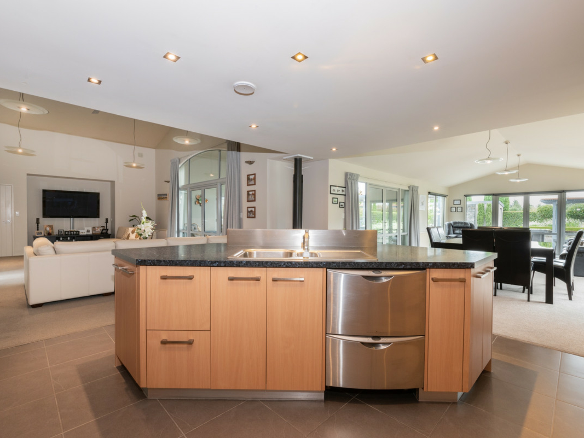 169 Airport Road, ALEXANDRA