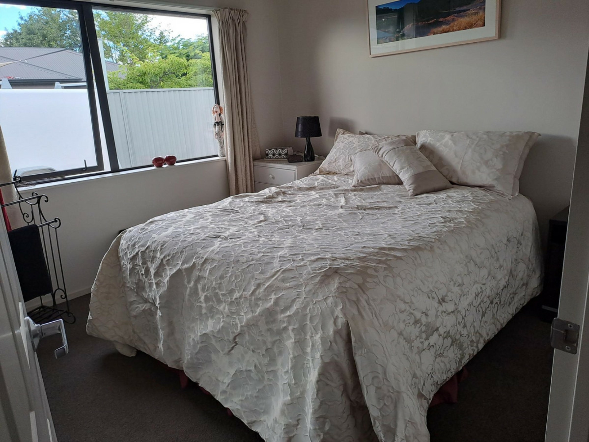 6 Elizabeth Place, CLYDE