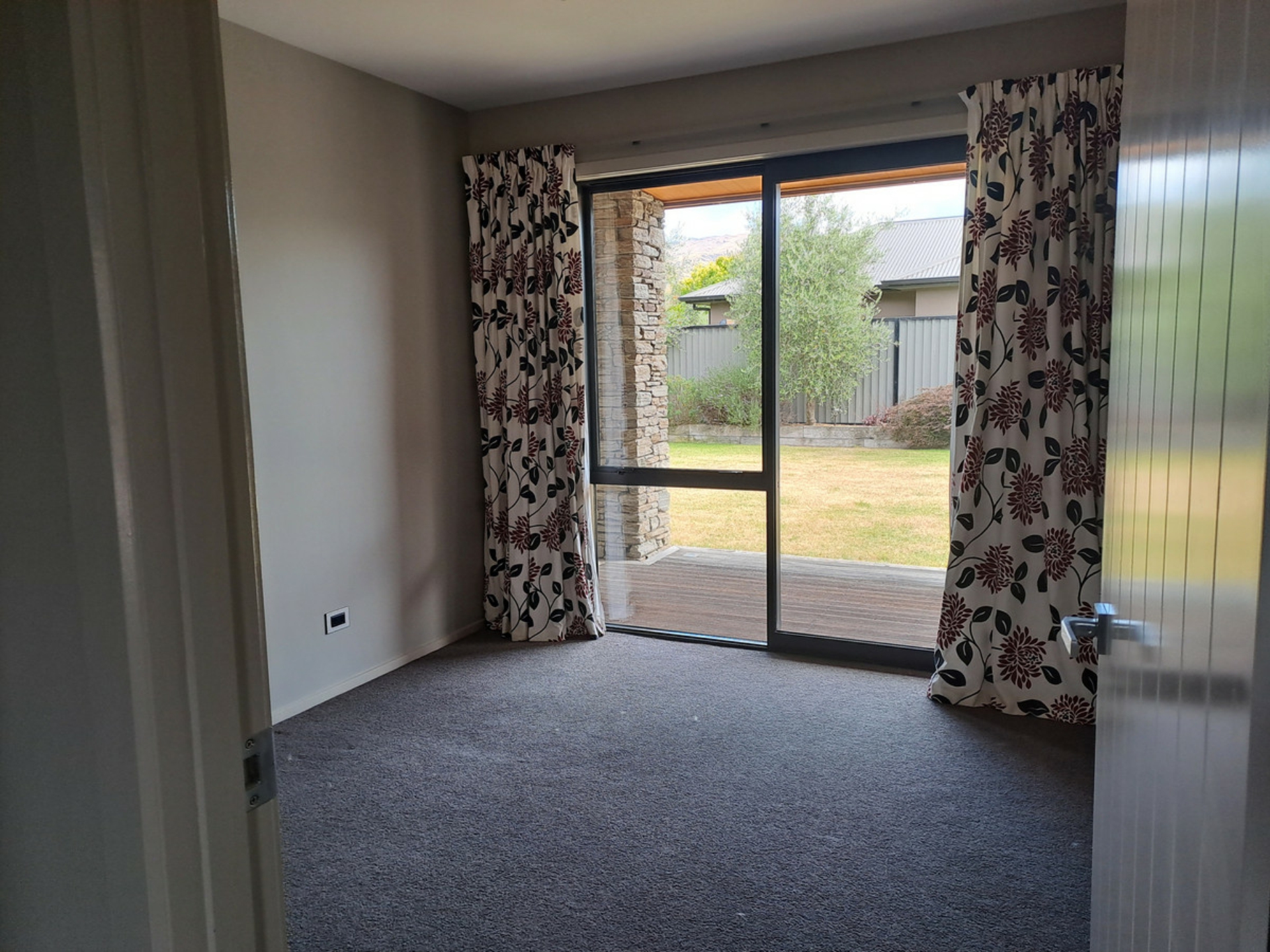 10 Elizabeth Place, CLYDE