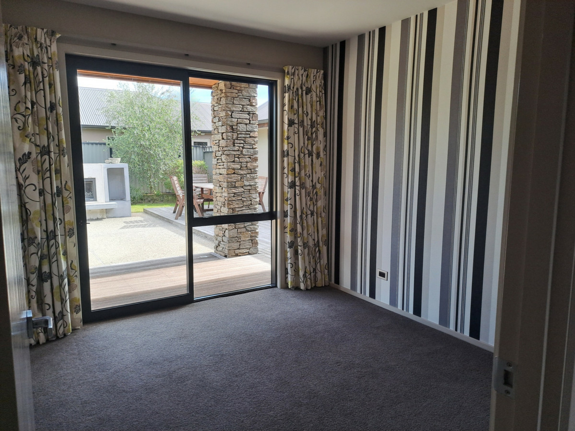 10 Elizabeth Place, CLYDE