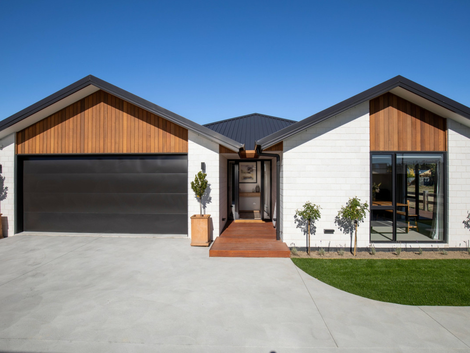 4 Gards Place, ALEXANDRA