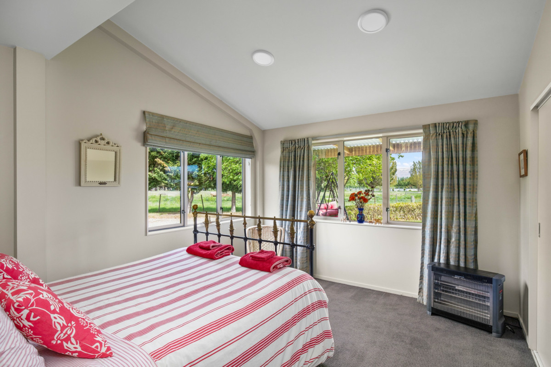 192 Fisher Lane, ALEXANDRA