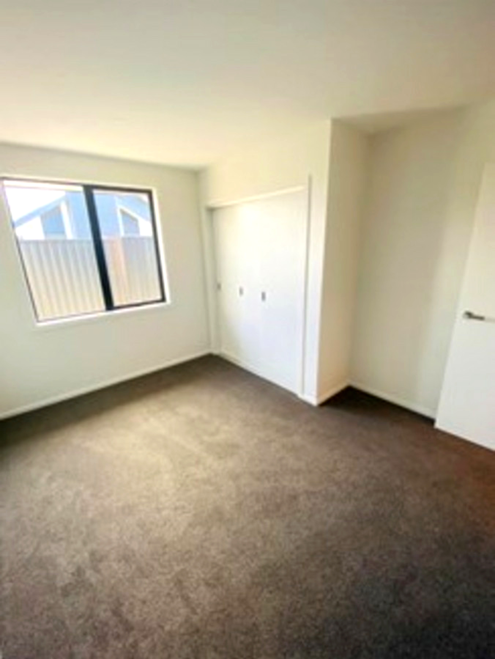 . Larch Crescent, ALEXANDRA