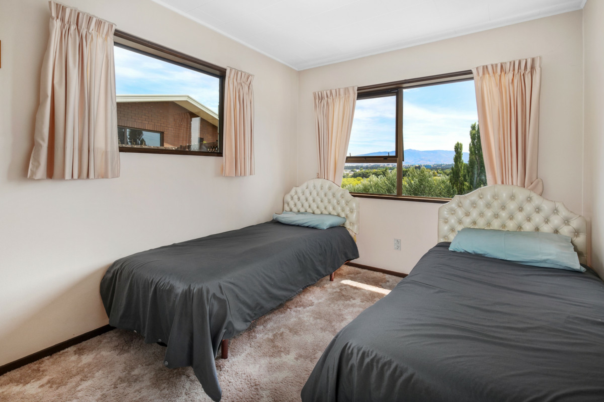 54 Earnscleugh Road, ALEXANDRA