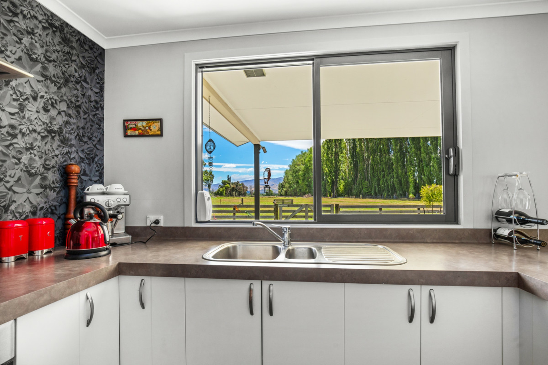 24 Blackman Road, ALEXANDRA