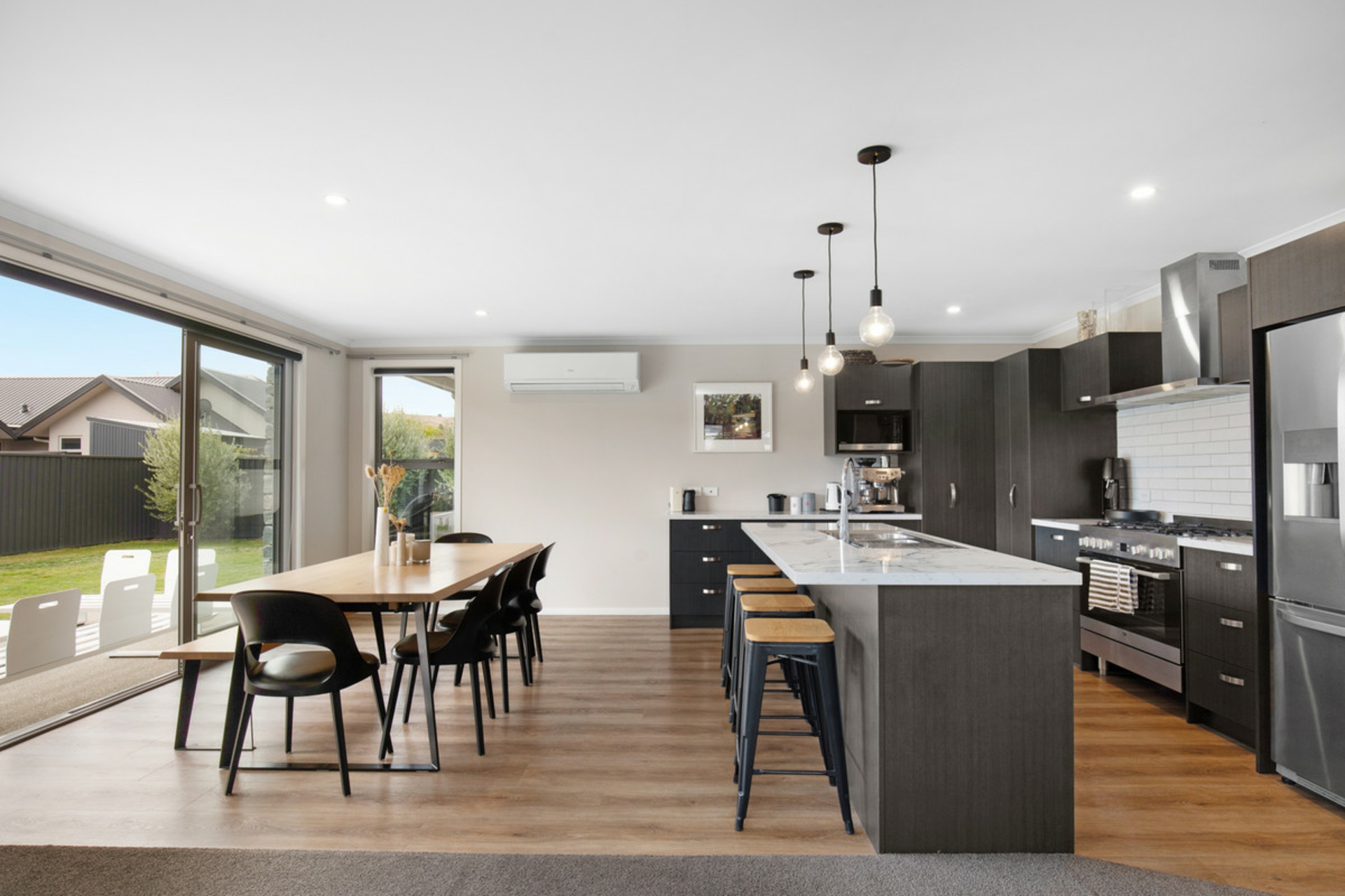 6 Willoughby Place, CLYDE