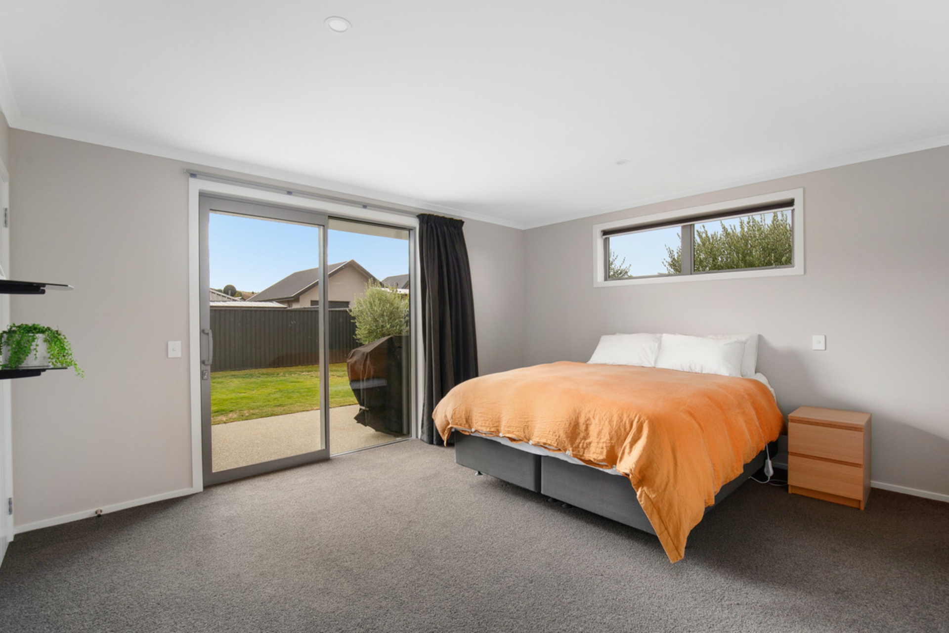 6 Willoughby Place, CLYDE