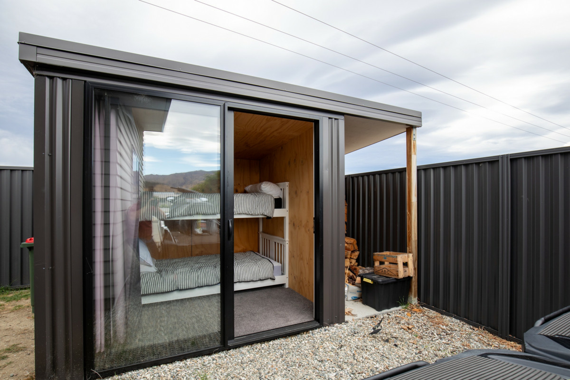 6 Willoughby Place, CLYDE