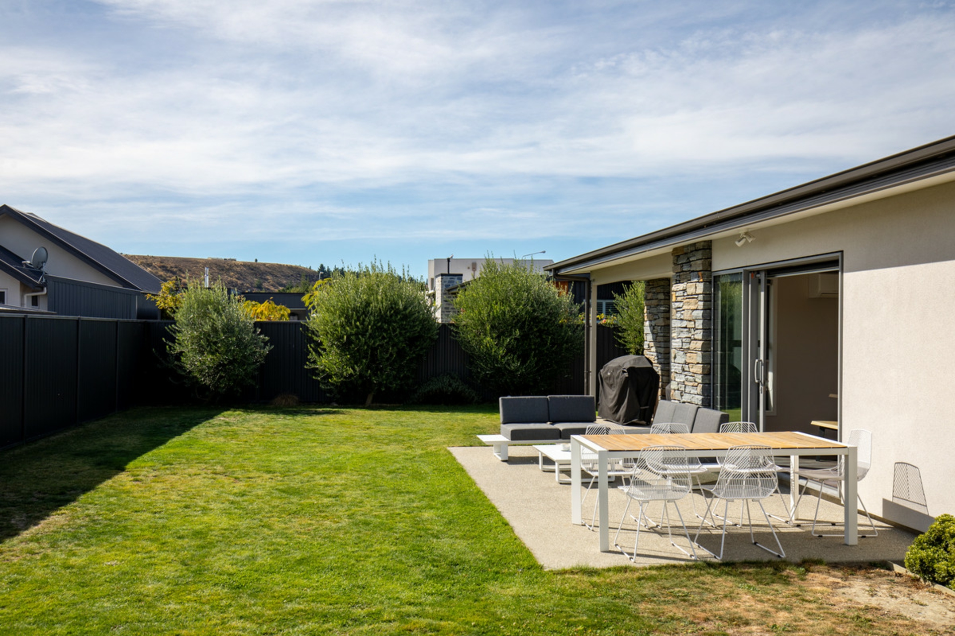 6 Willoughby Place, CLYDE