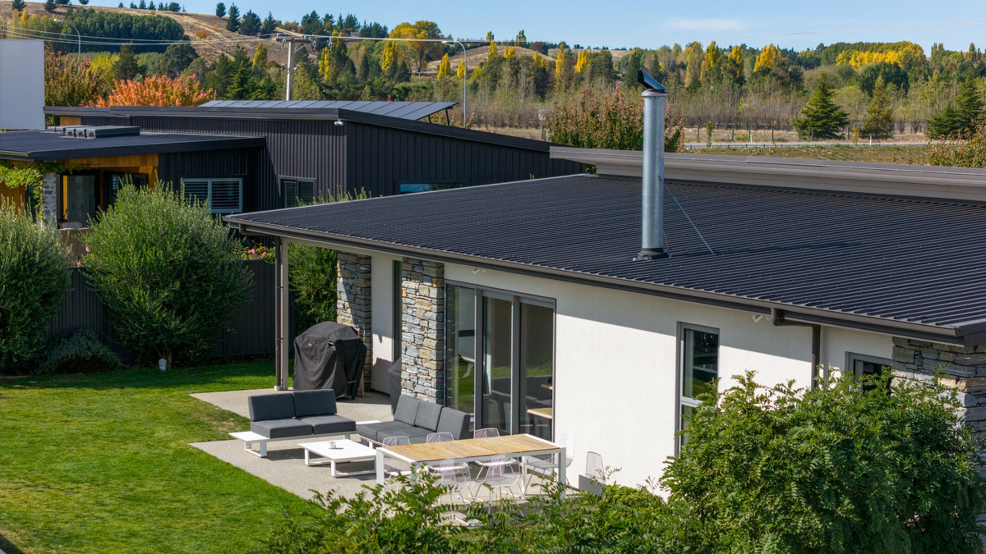 6 Willoughby Place, CLYDE