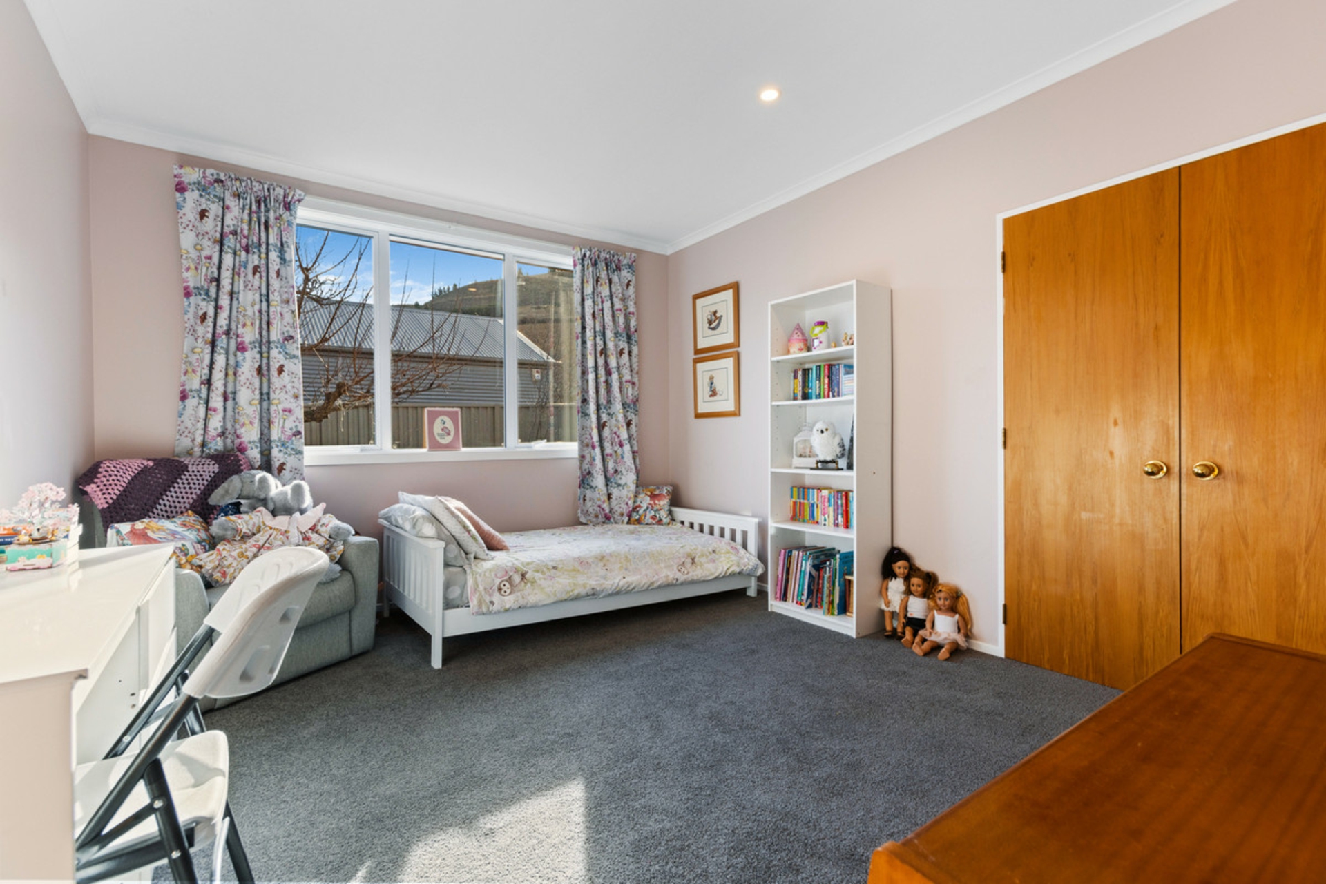 4 Lantern Way, CLYDE