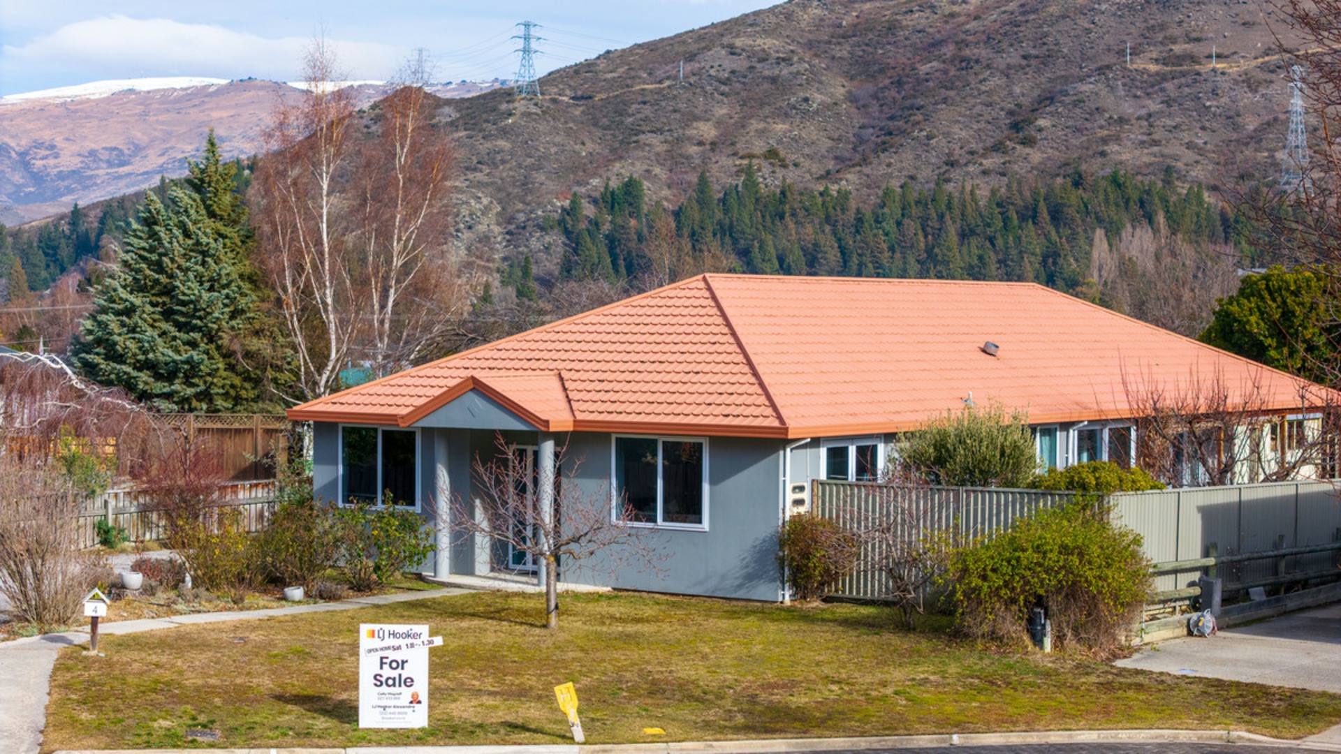 4 Lantern Way, CLYDE
