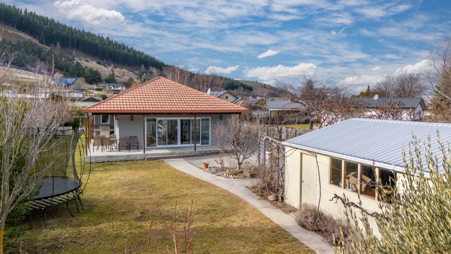 4 Lantern Way, CLYDE